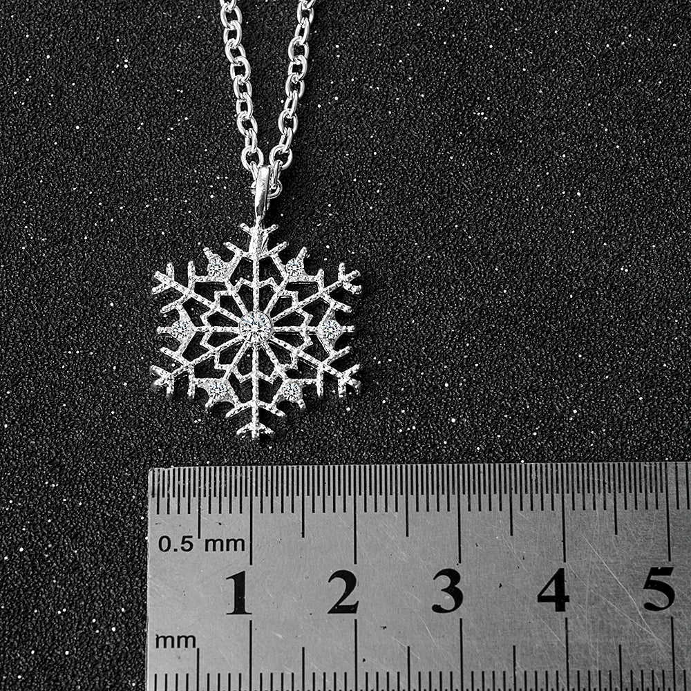 Snowflake Zircon Necklace