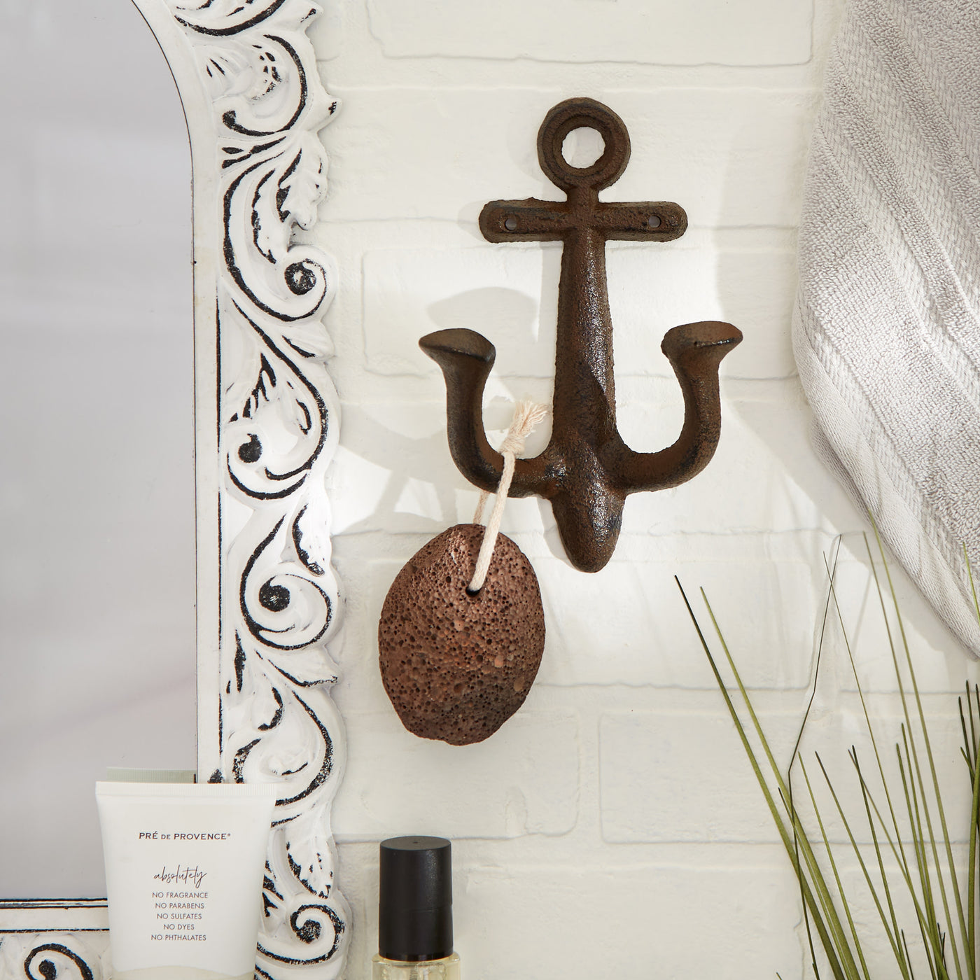 ANCHOR CAST IRON WALL HOOK